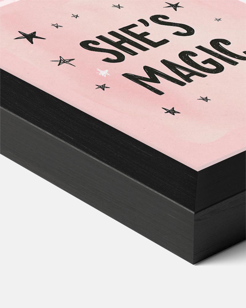 Inspirerende She's Magic Poster-WallArtistic