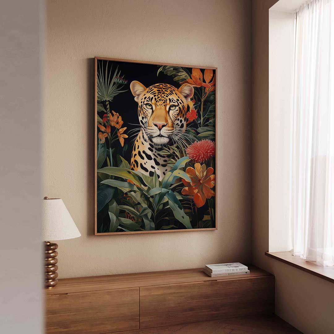 Luipaard tussen tropische bloemen Poster