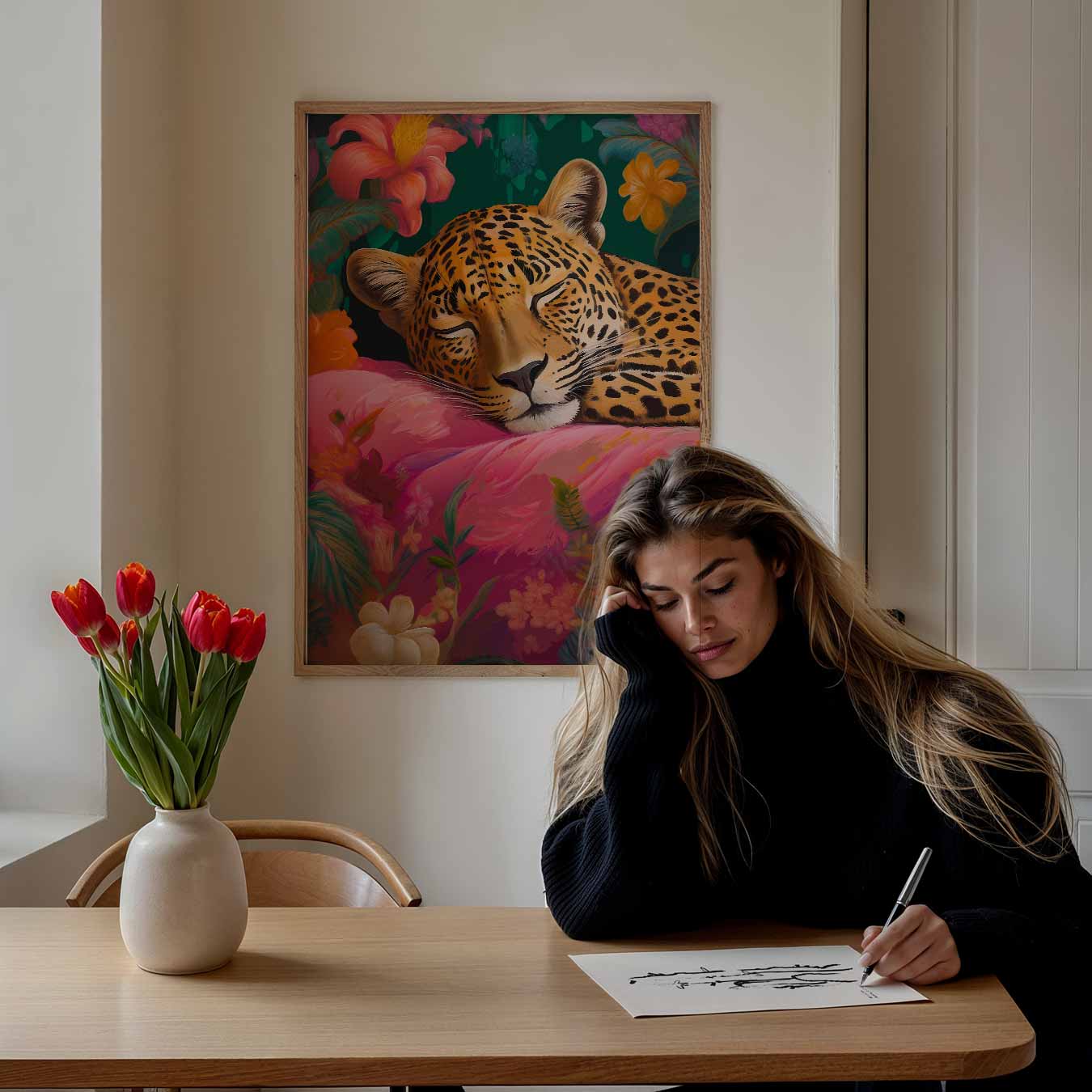 Dromerige Luipaard Slapen in Bloemenveld Poster-WallArtistic