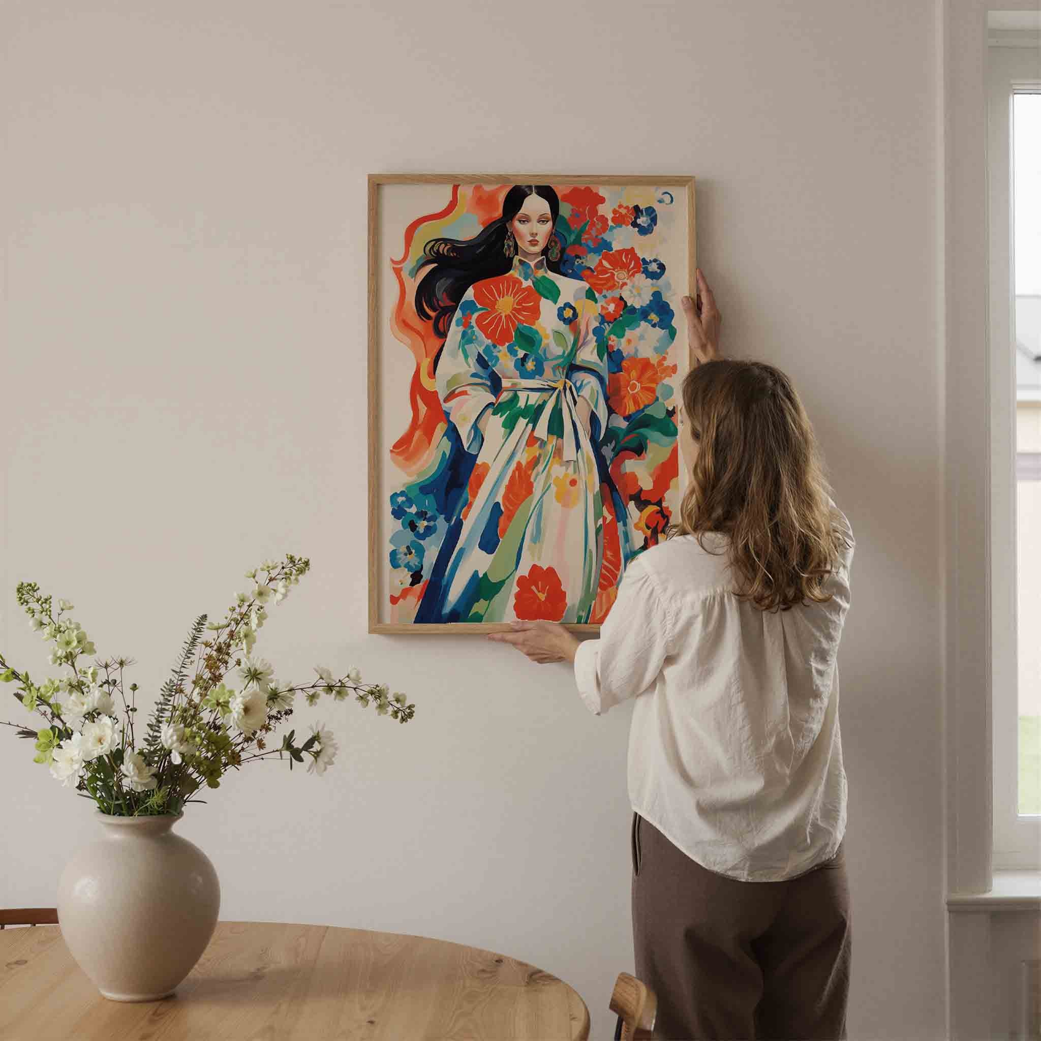 Vrouw met bloemenjurk Poster
