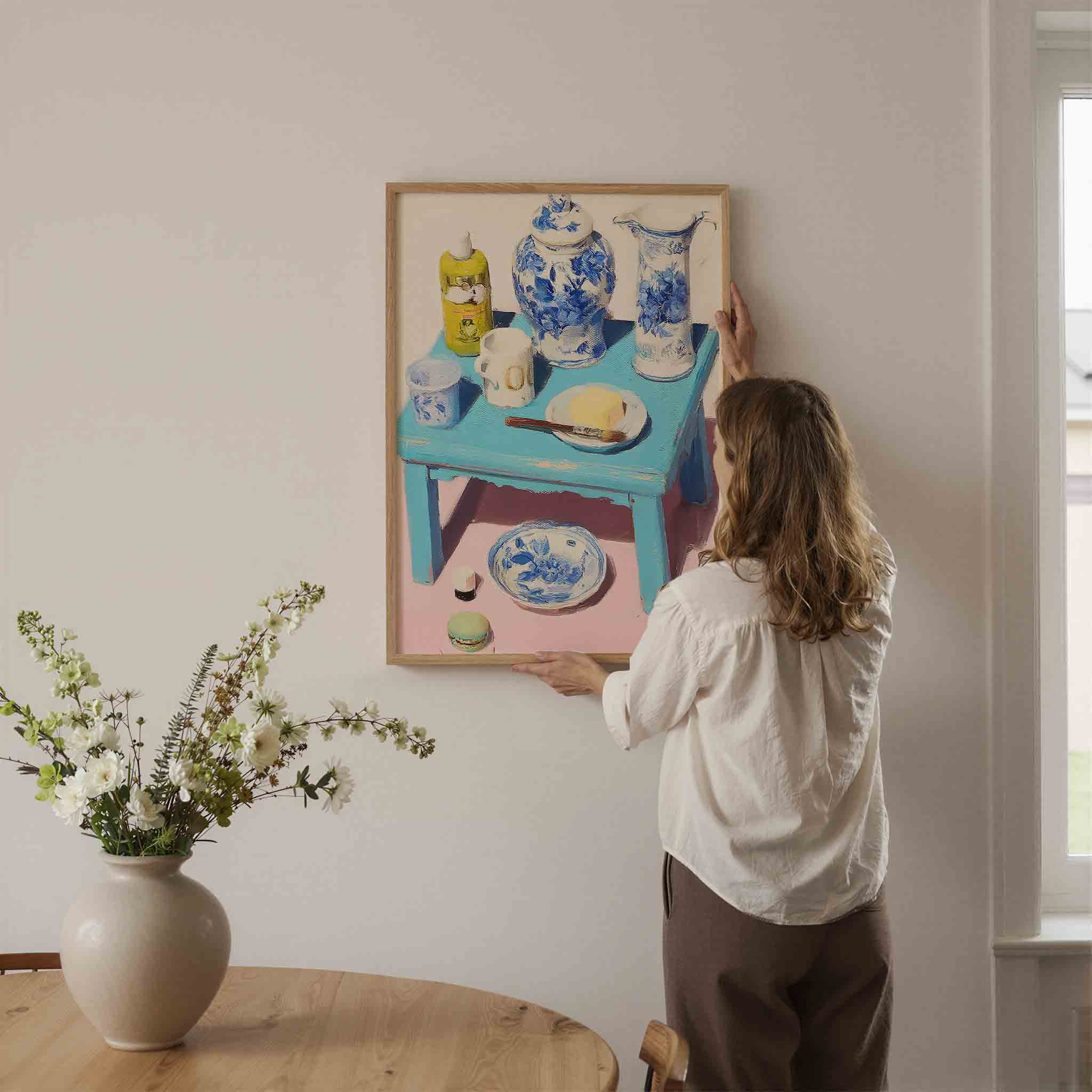 Blauw witte servies op blauwe tafel Poster