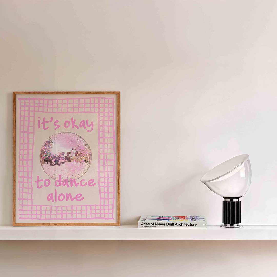 Roze discobal Poster