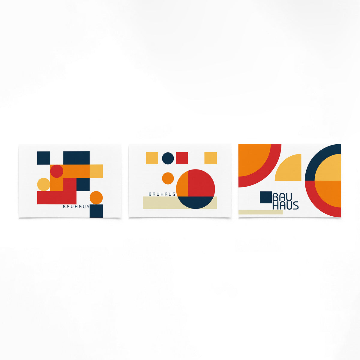 Drie landscape posters met cirkels en kleurvlakken als vrijstaande productfoto