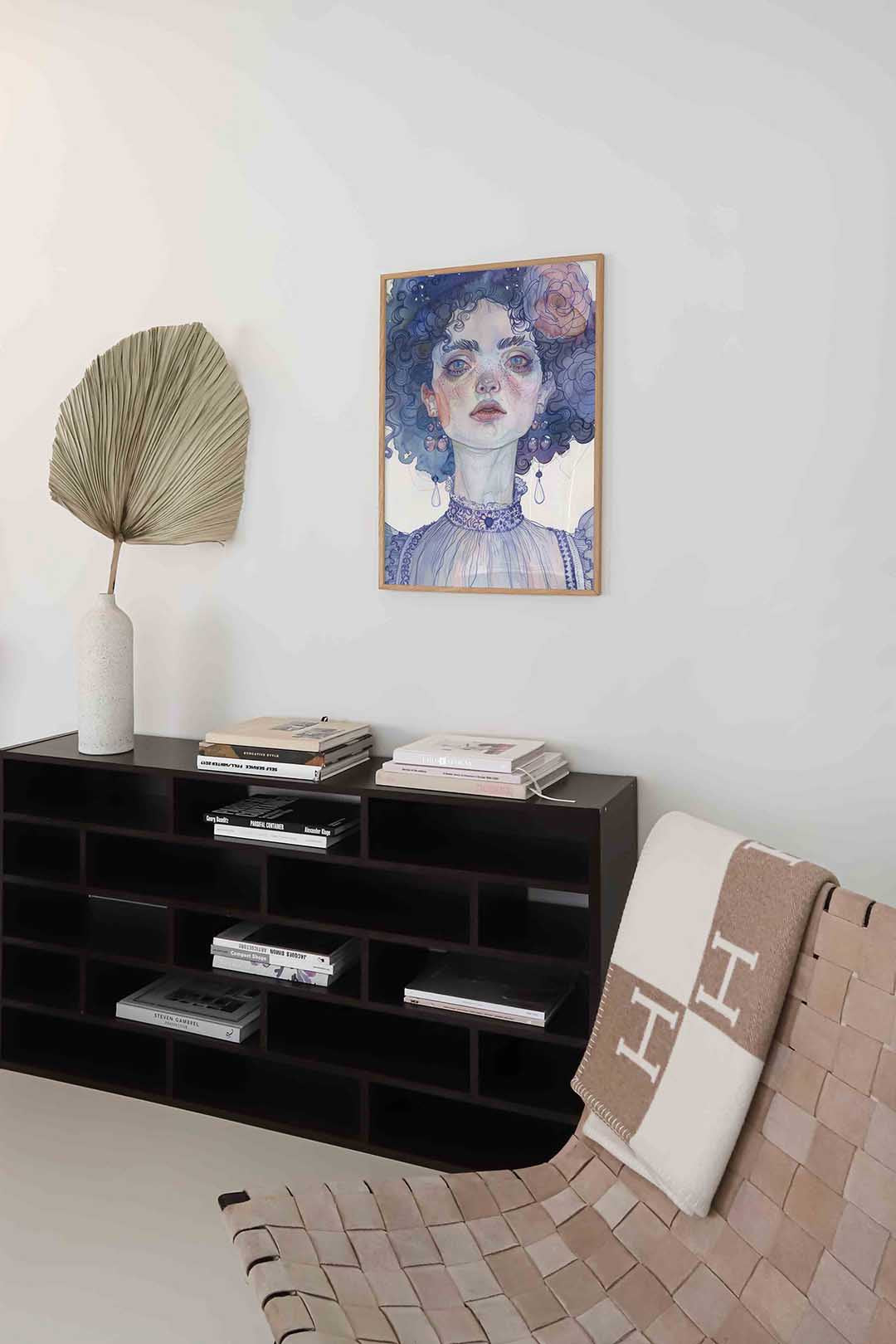 Vrouwelijk portret met bloemen Poster