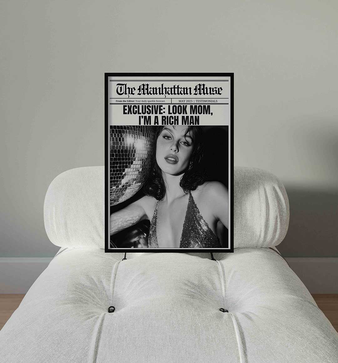 Glinsterende vrouw en discobal Poster
