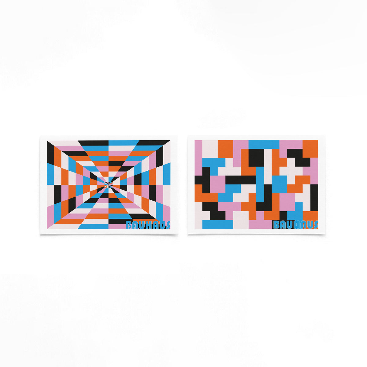 Twee landscape posters met kleurenperspectief en blokken als vrijstaande productfoto