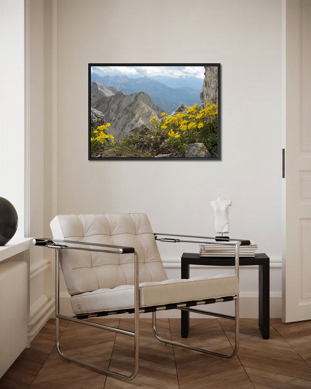 Berglandschap met bloemen Kunstwerk