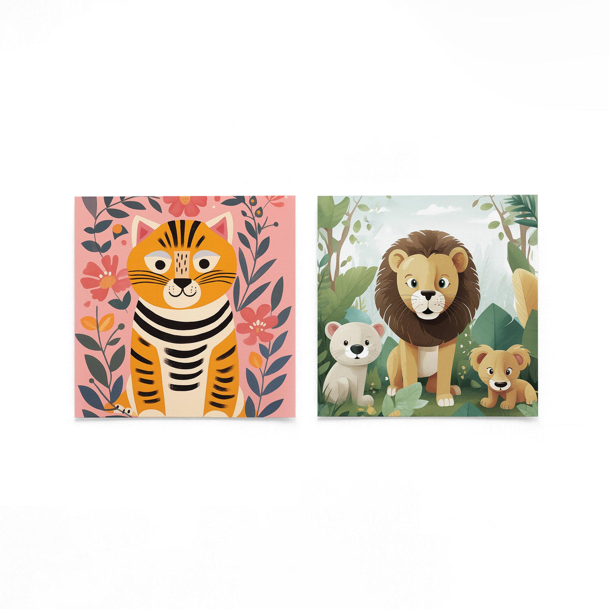 Twee vierkante posters met tijger en jungledieren op een gebroken witte achtergrond
