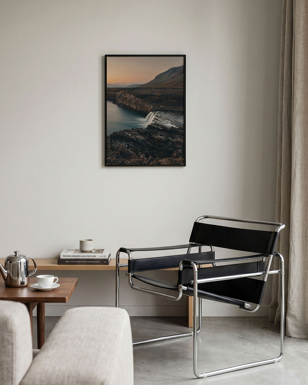Rustige waterval Poster