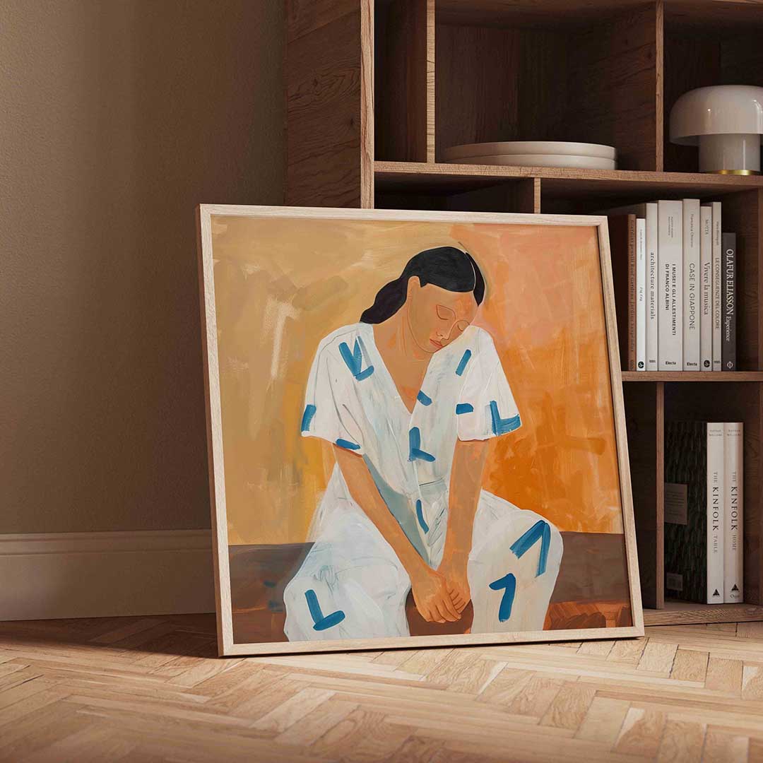 Vrouw in witte kleding Poster