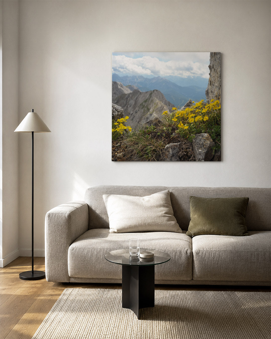 Berglandschap met bloemen Kunstwerk