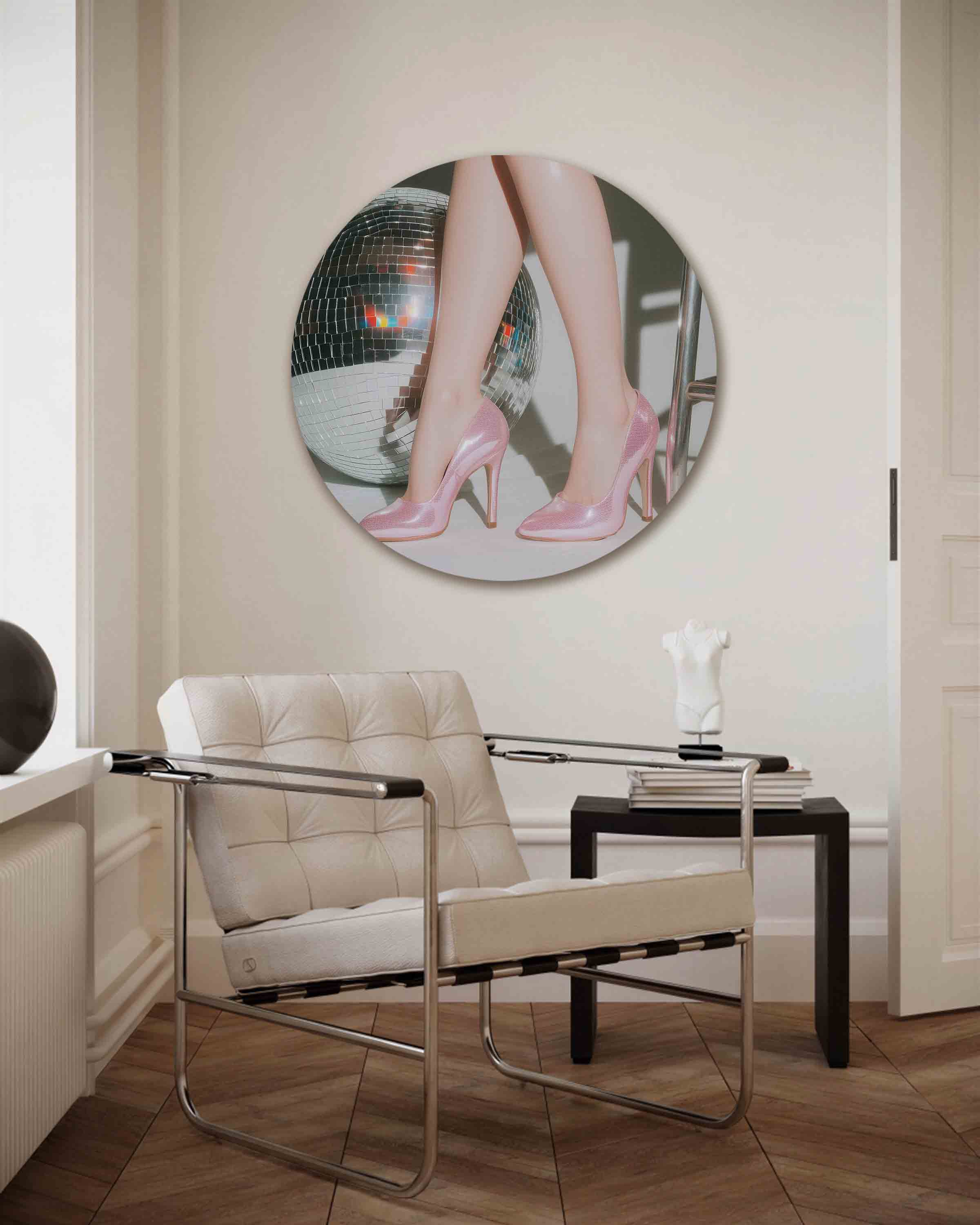 Roze schoenen en discobal Muurcirkel