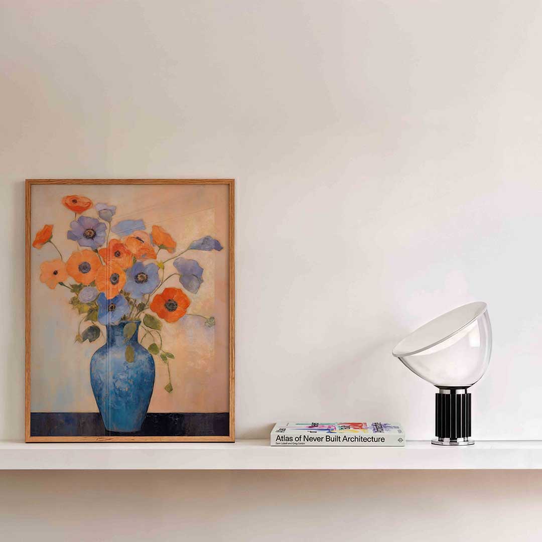 Bloemen in blauwe vaas Poster