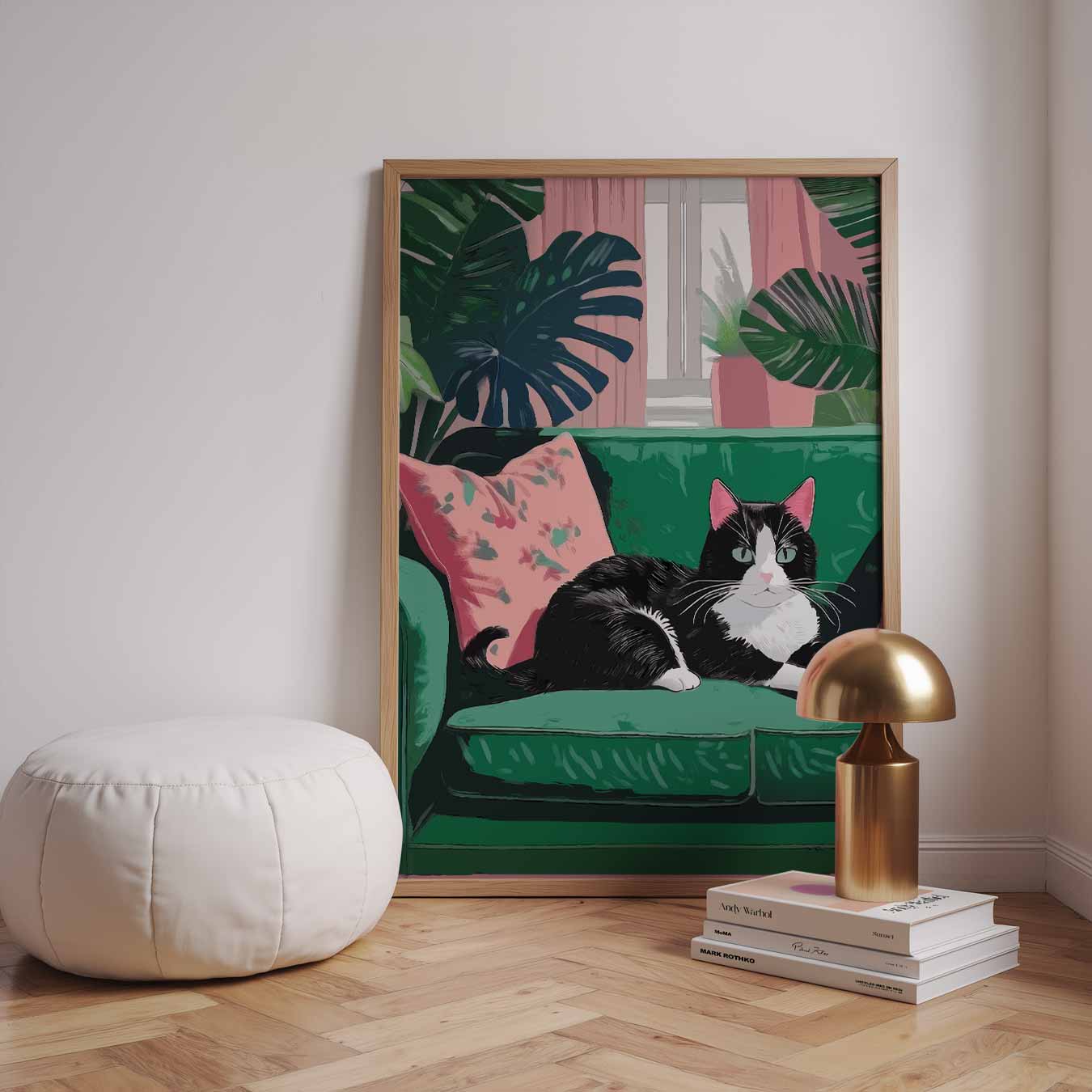 Kat op Groene Bank Poster-WallArtistic