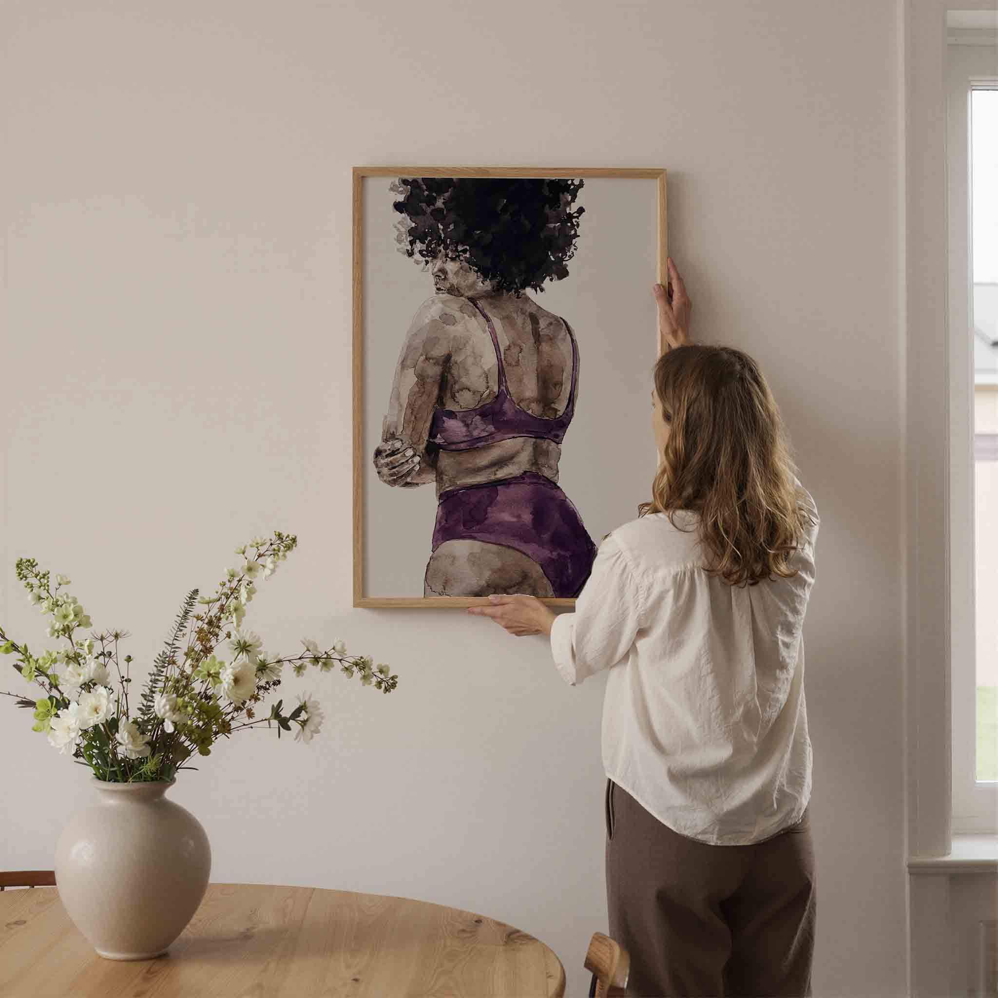 Vrouw in paarse kleding Poster