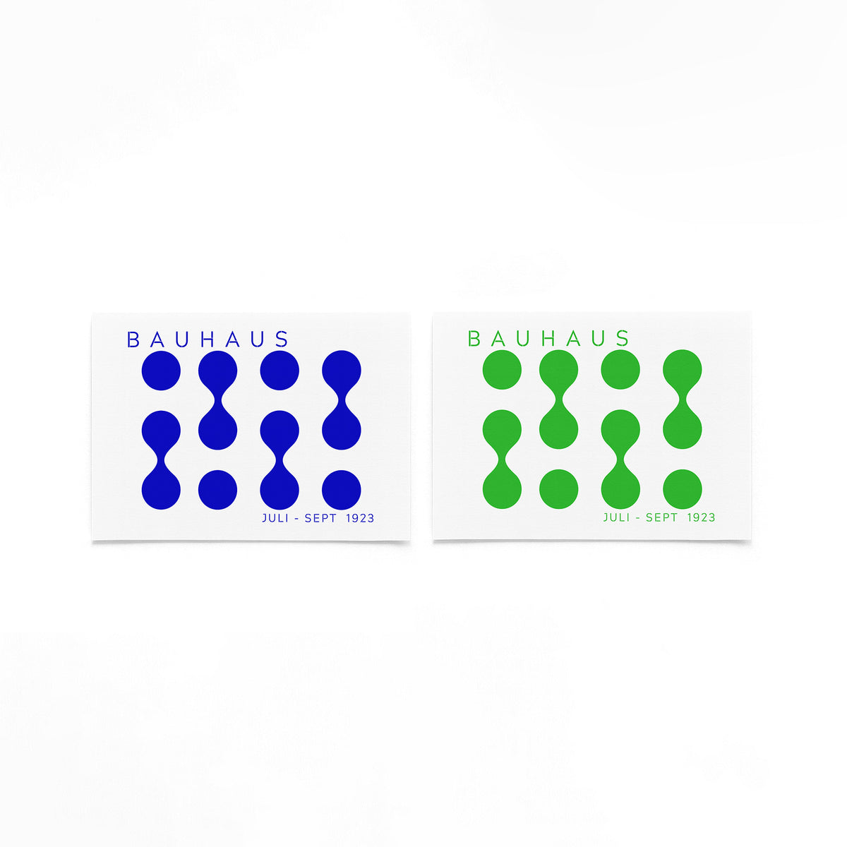 Twee landscape posters met blau groene cirkels als vrijstaande productfoto