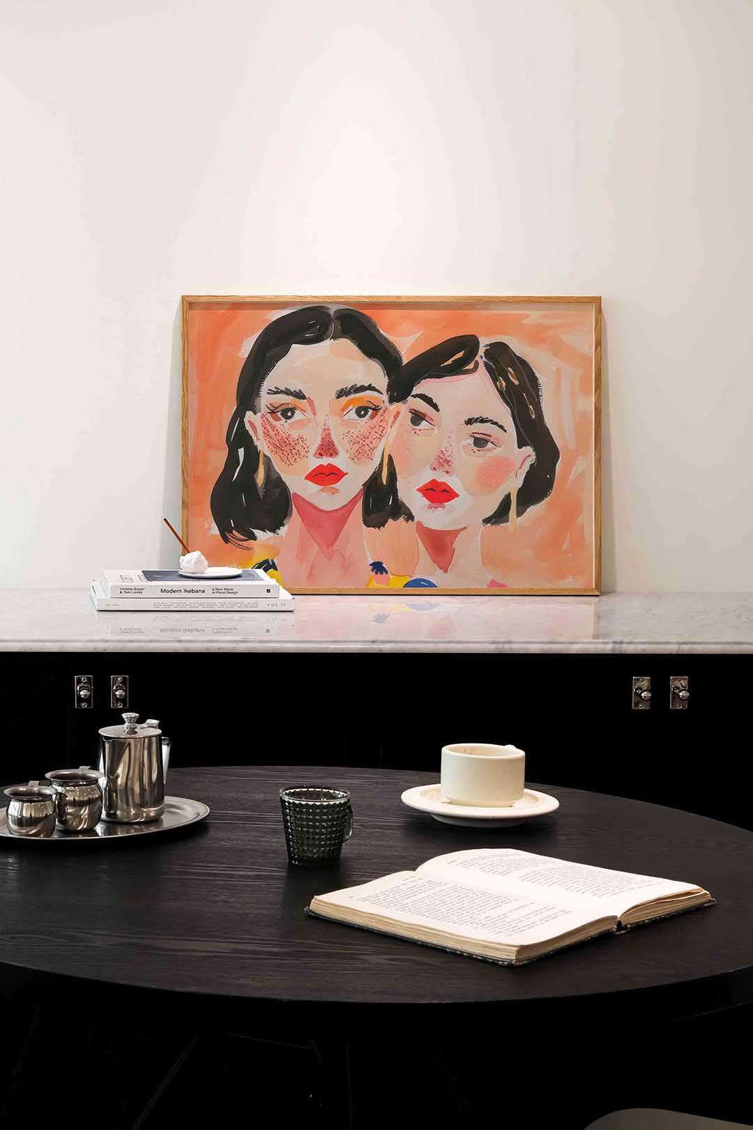 Twee gezichten met rode lippen Poster