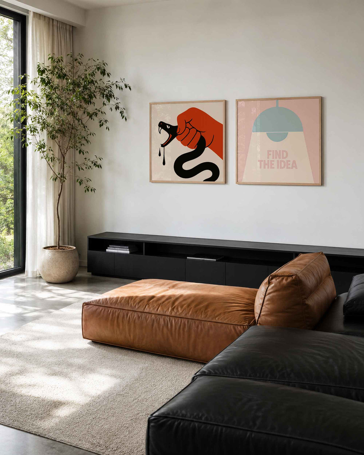 Interieurpresentatie van een tweedelige vierkante posterset met slang en idee