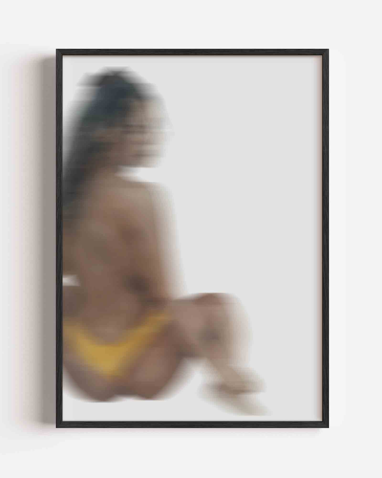 Vrouw in gele bikini Poster