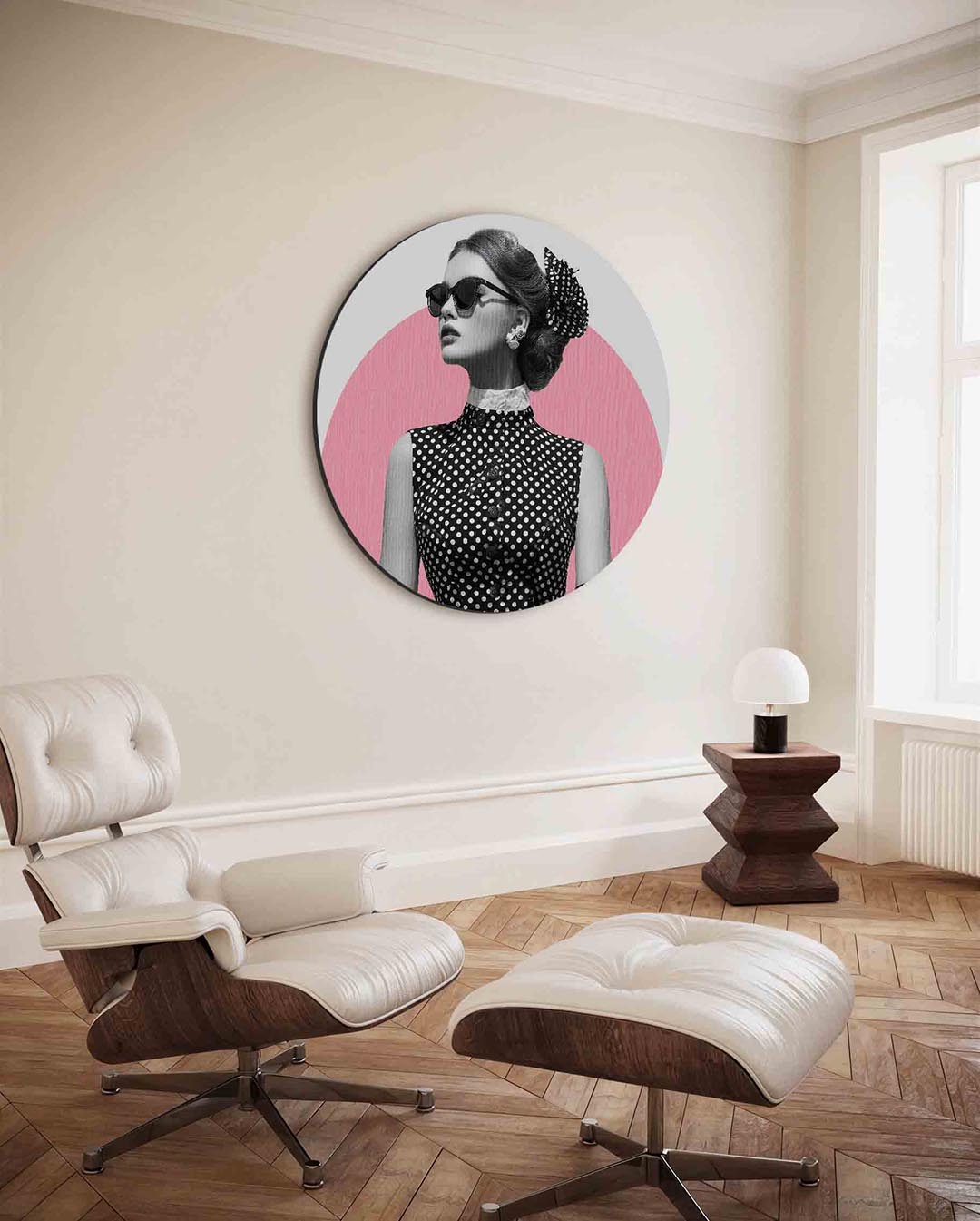 Retro dame met zonnebril Muurcirkel