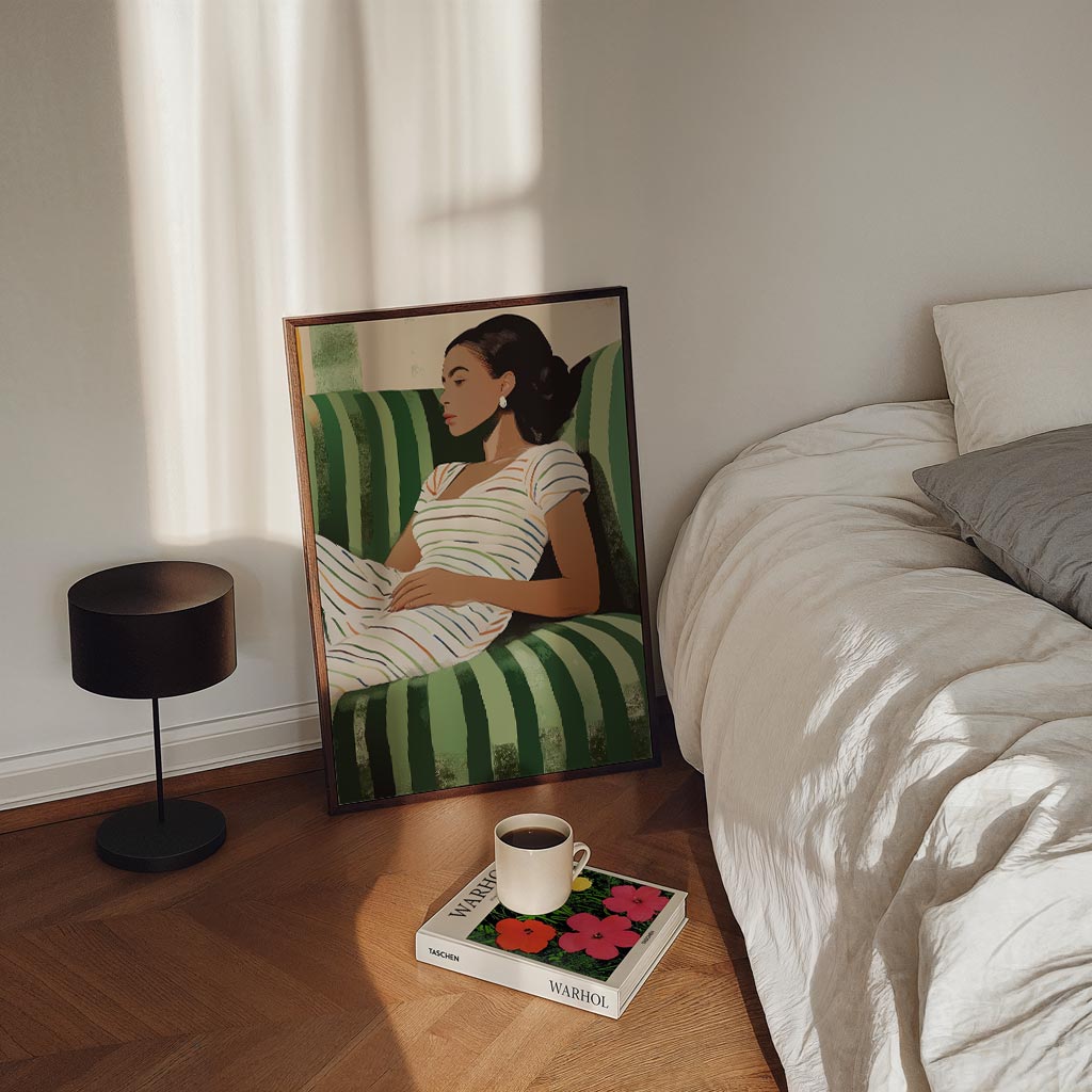 Chique Gestreepte Vrouwelijke Portretposter-WallArtistic