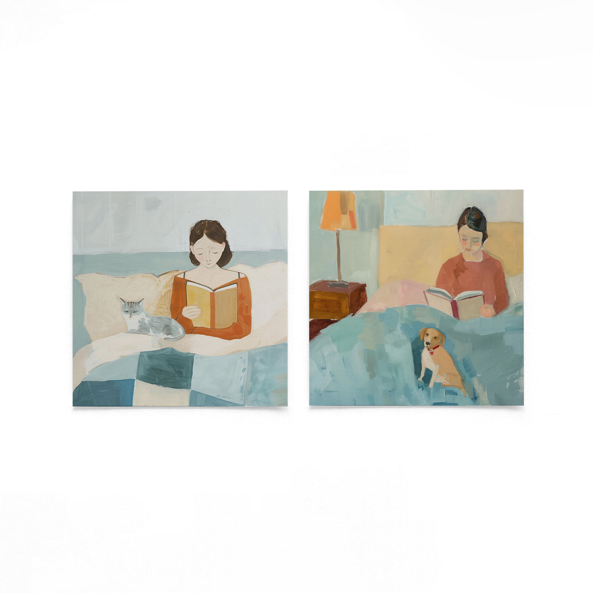Twee vierkante posters met lezende vrouwen en huisdieren op een gebroken witte achtergrond