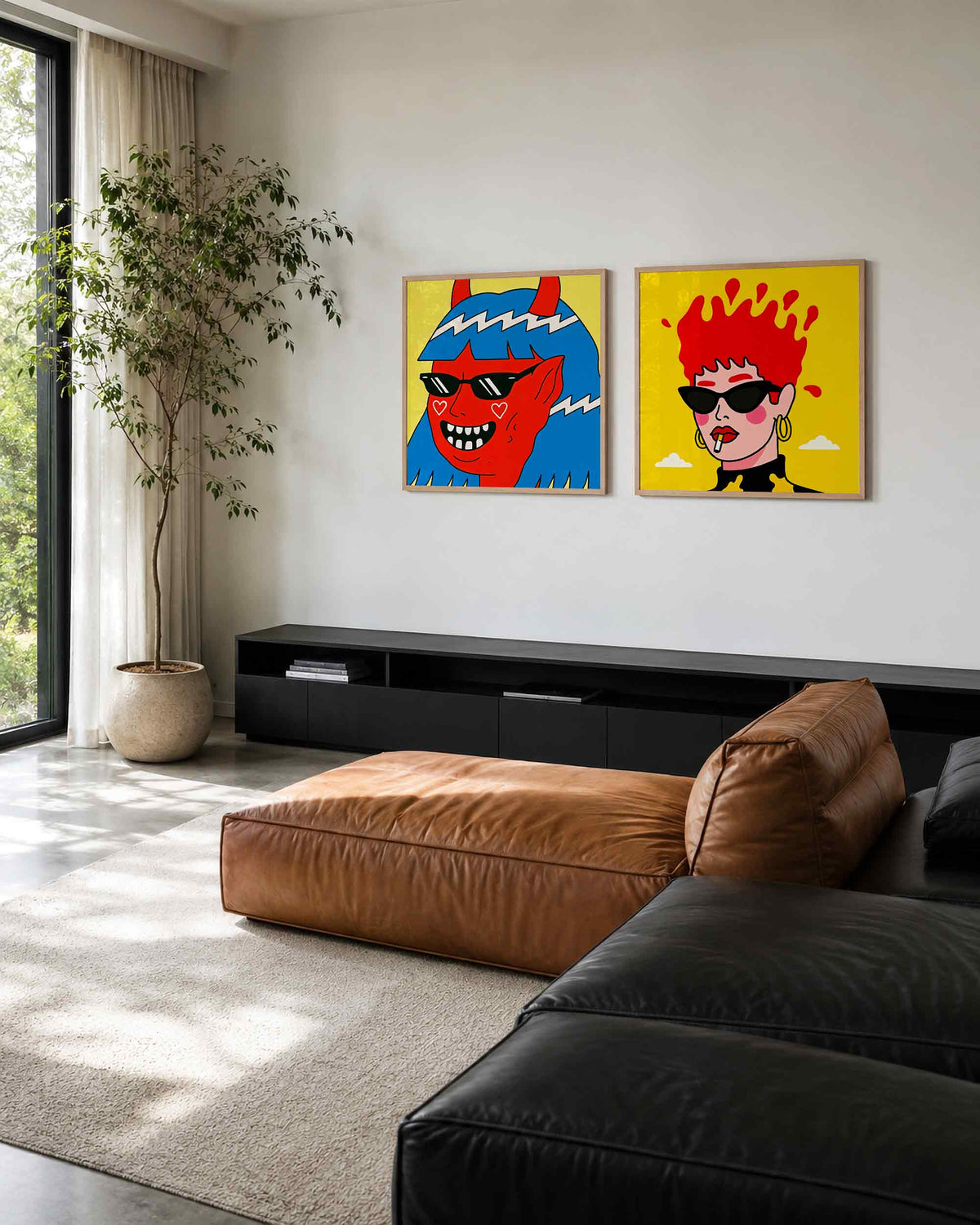 Interieurpresentatie van een tweedelige vierkante posterset met rode figuren
