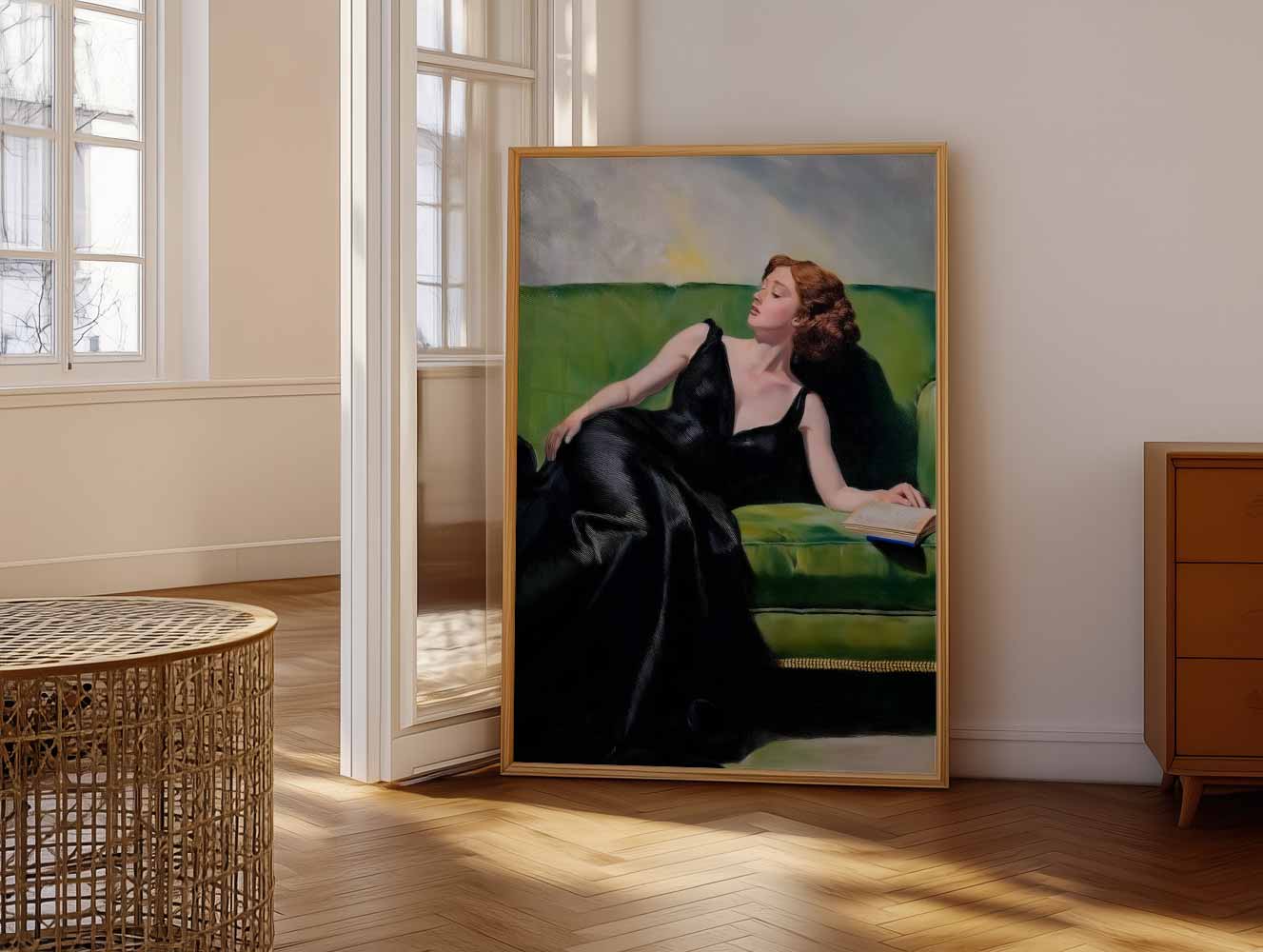 Vrouw op Groene Sofa Poster-WallArtistic