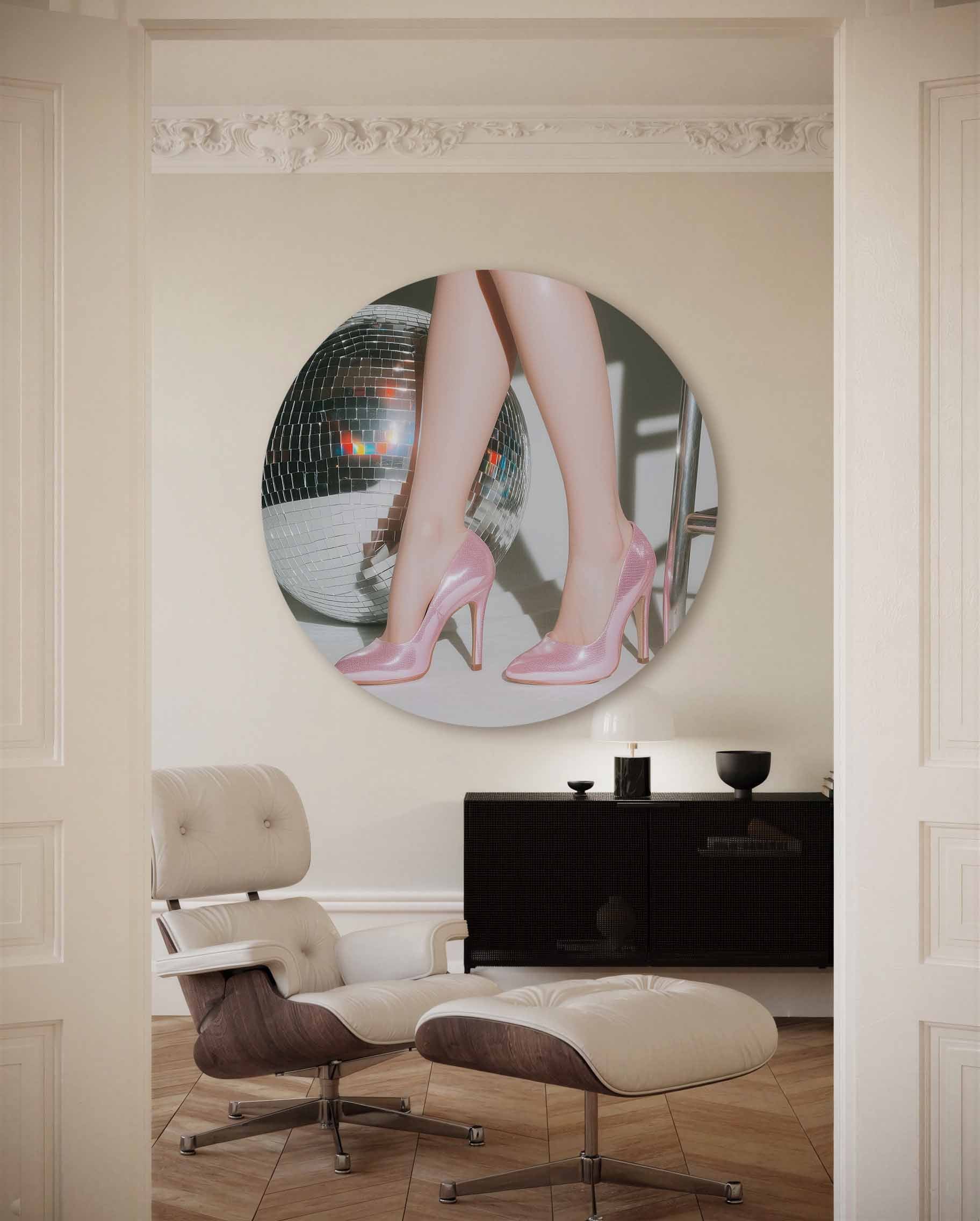 Roze schoenen en discobal Muurcirkel