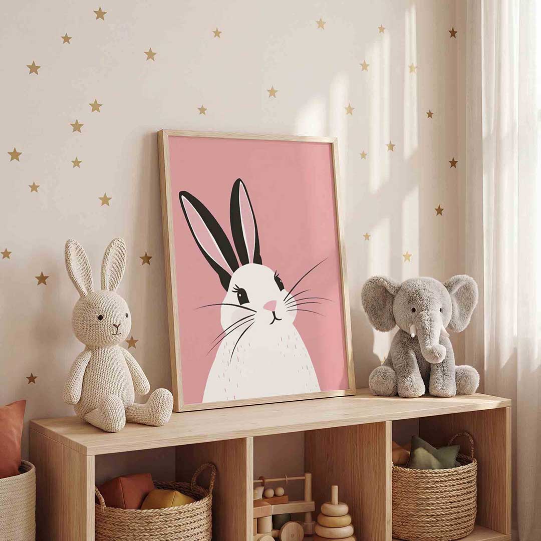 Konijn met roze achtergrond Poster