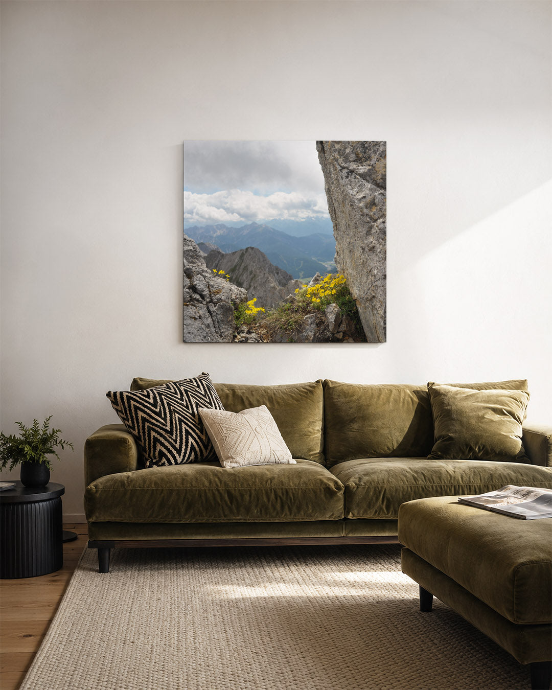 Berglandschap met bloemen Kunstwerk