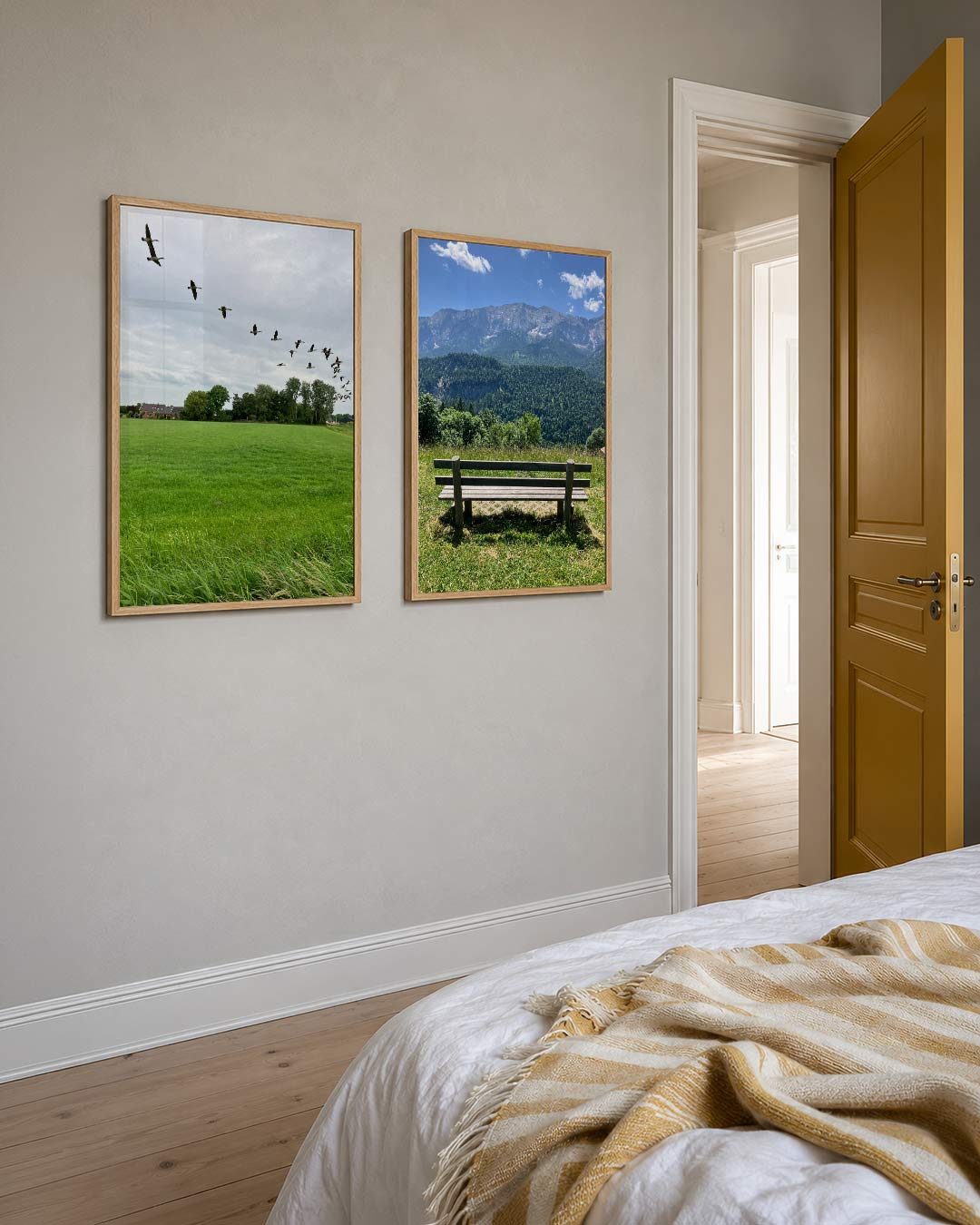 Vogelvlucht over weide Posterset