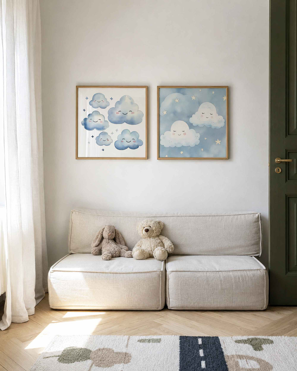 Interieurpresentatie van een tweedelige vierkante posterset met slapende wolken