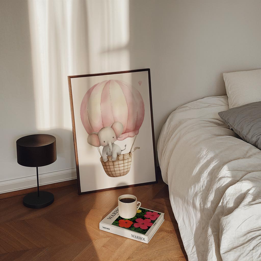 Schattige Olifant in Luchtballon Poster-WallArtistic