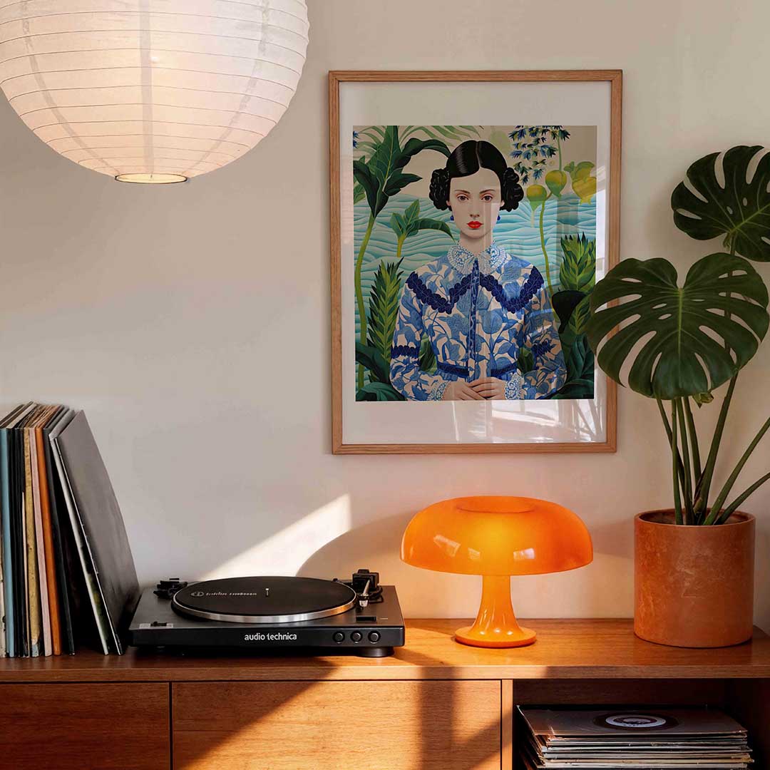Vrouw in blauwe blouse Poster