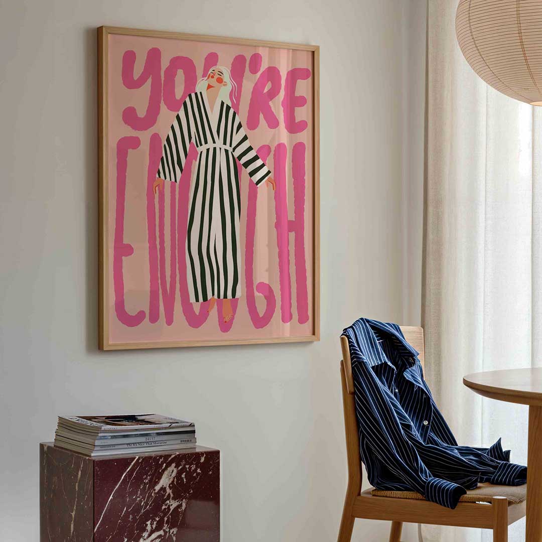 Gestreepte jurk en roze tekst Poster