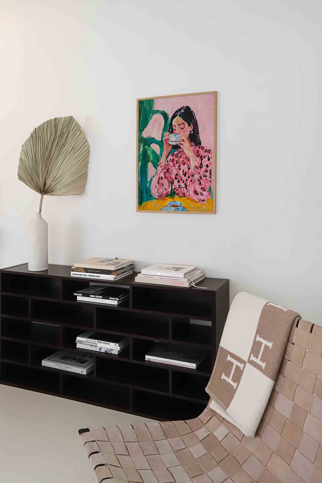 Vrouw met kopje Poster