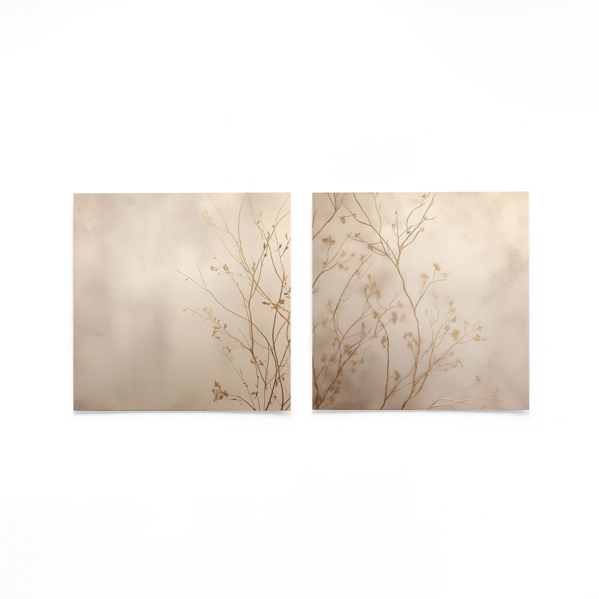 Twee vierkante posters met droogbloemen takken op een gebroken witte achtergrond
