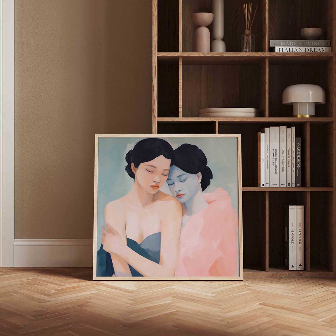 Twee vrouwen in omhelzing Poster