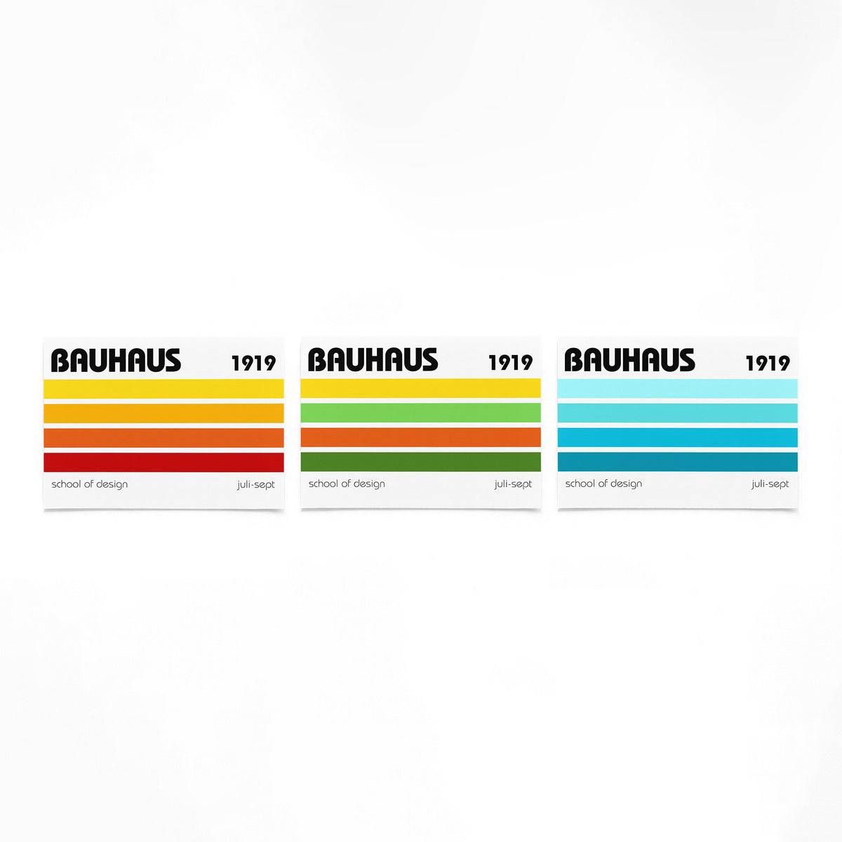 Drie landscape posters met kleurbanen en ontwerptekst als vrijstaande productfoto
