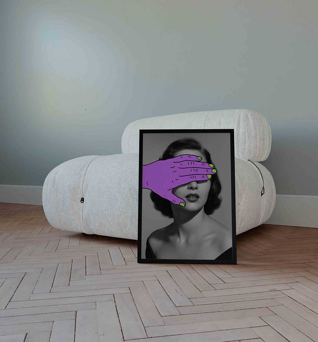 Paarse hand over gezicht Poster