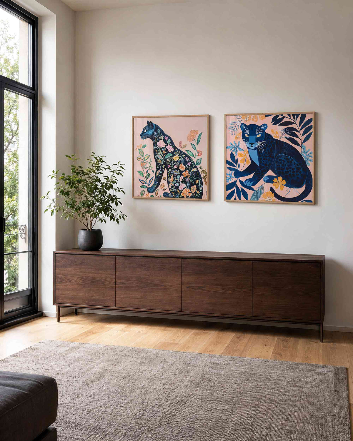 Interieurpresentatie van een tweedelige vierkante posterset met blauwe katten