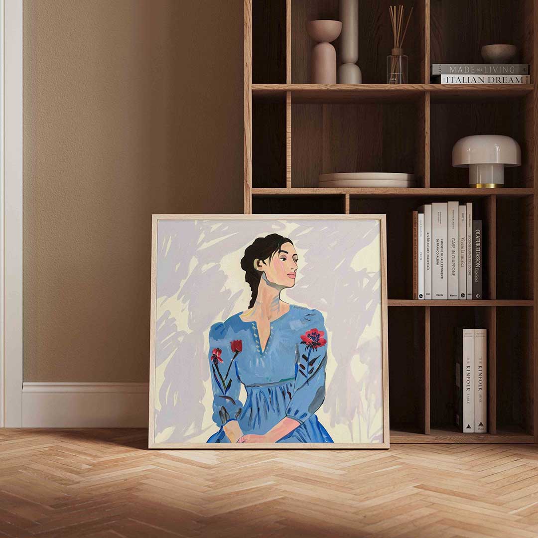 Vrouw in blauwe jurk Poster