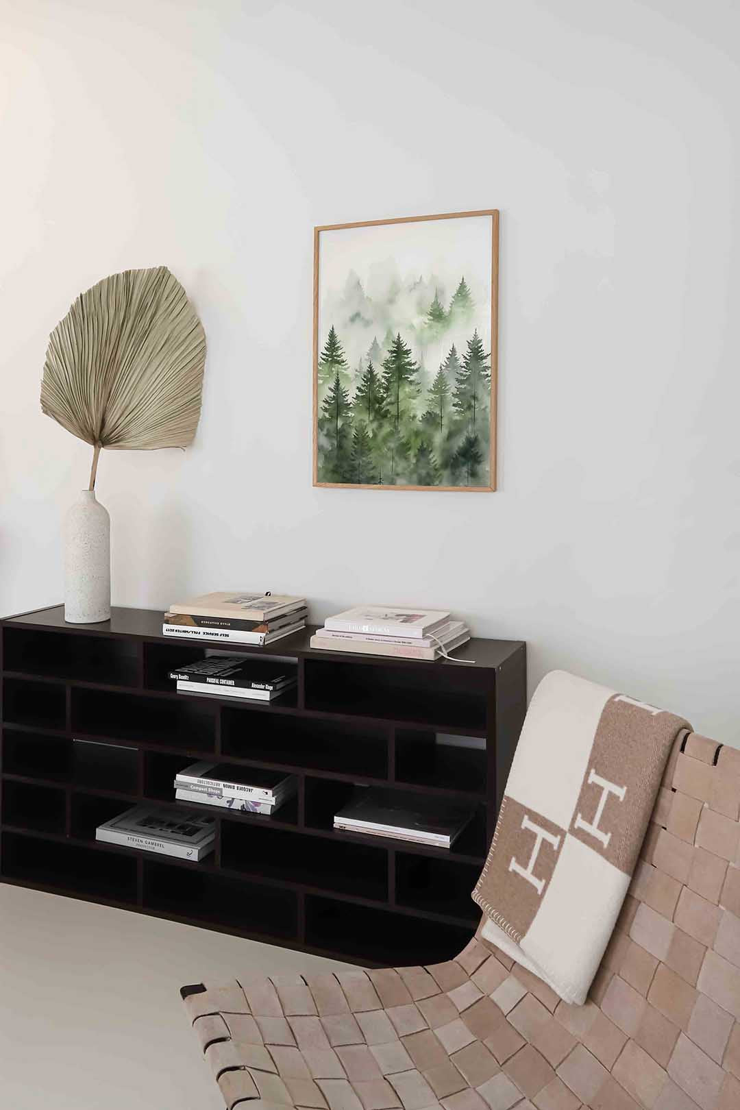 Mistige dennenbos Poster