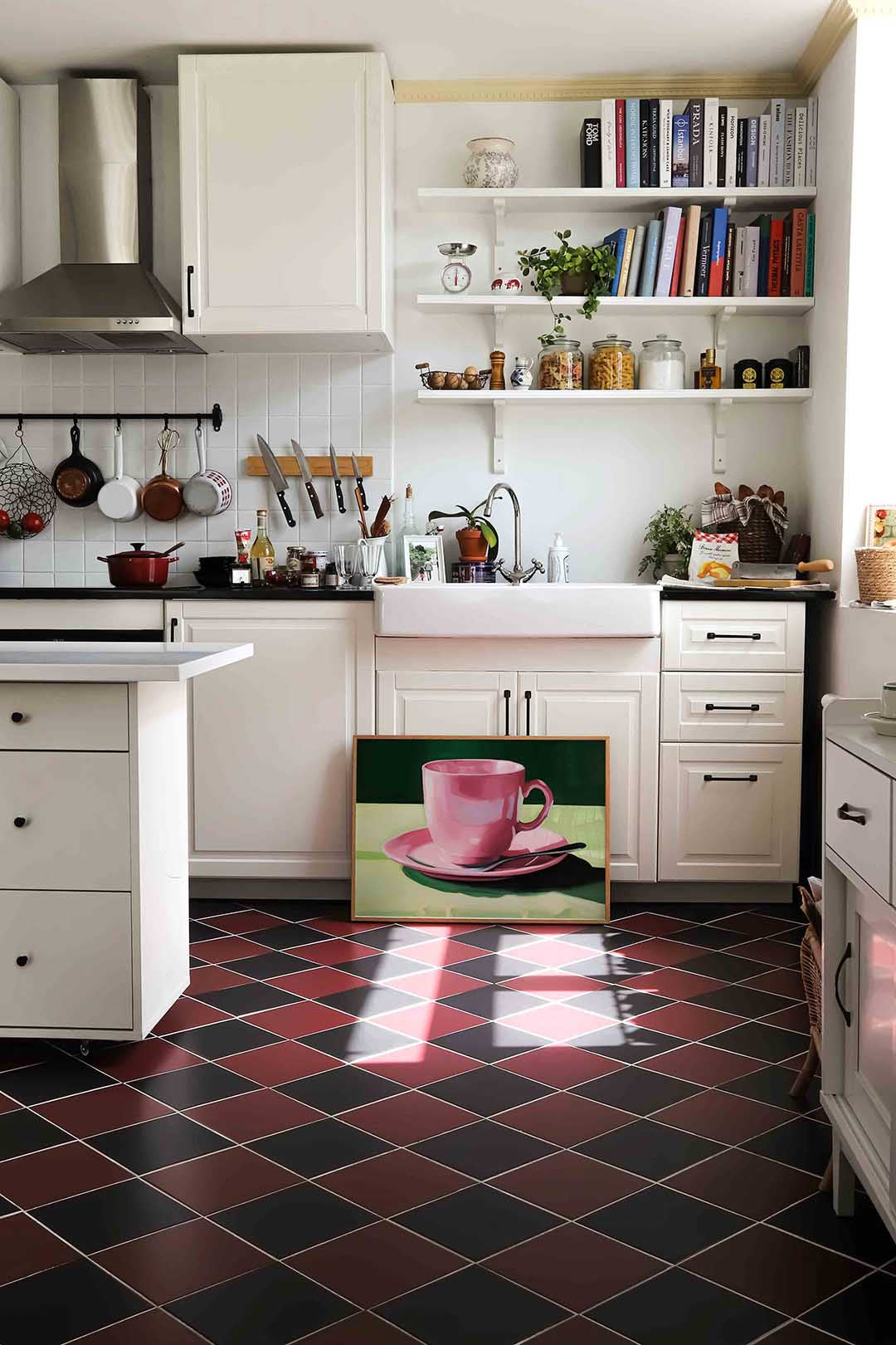 Roze kop en schotel Poster